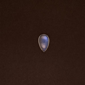Fine Blue Sheen Moonstone - M0431